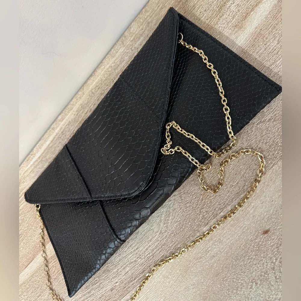Urban Expressions Snakeskin Embossed Black Envelope Clutch with Gold Chain